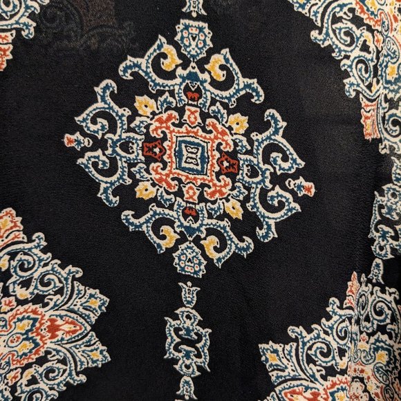 Mossimo Tunic Style Top, Black Moroccan Medallion Pattern, Women's Size Small. - Picture 6 of 7